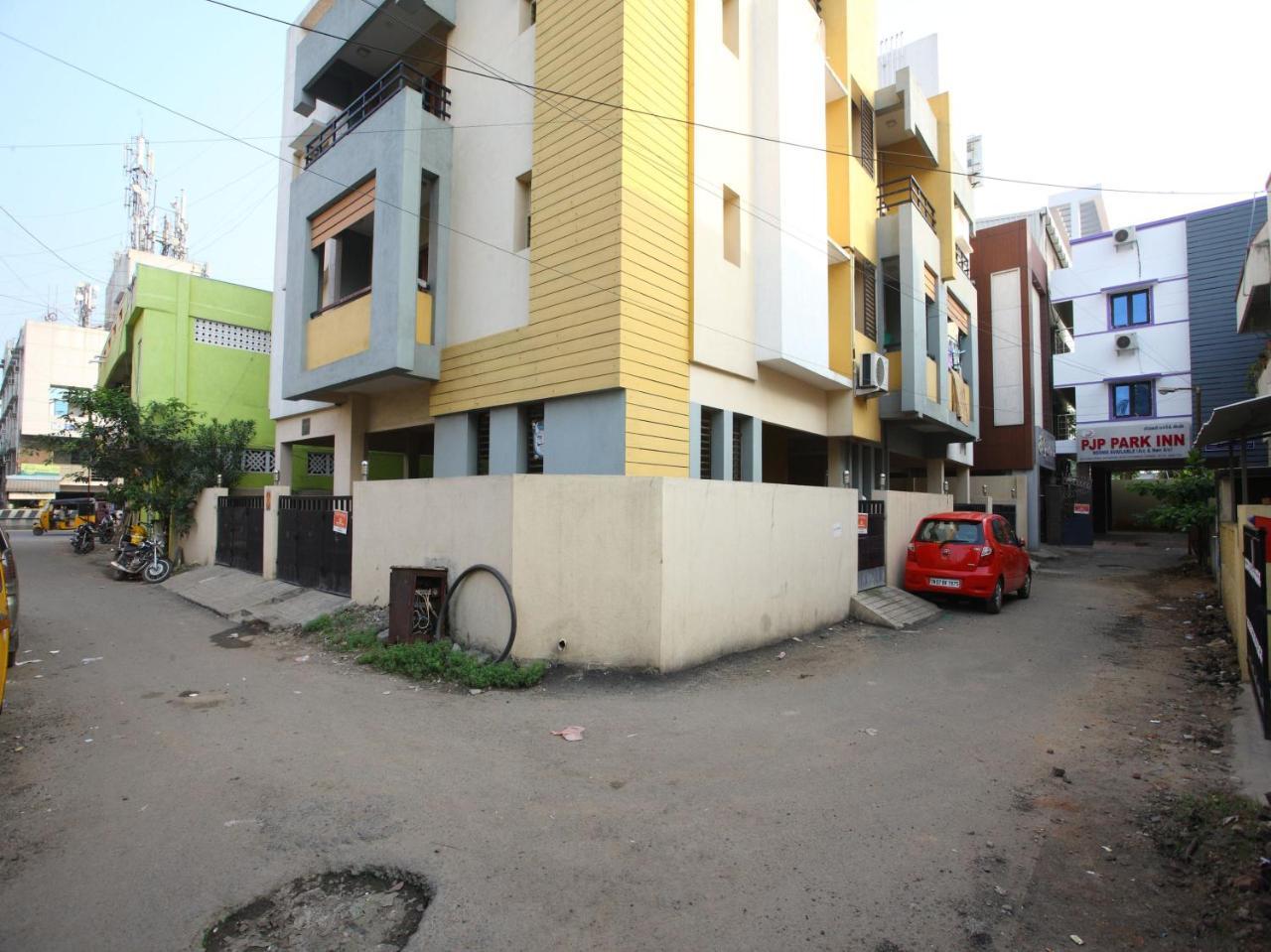 Hotel Oyo 10465 Koyambedu Madrás Exterior foto